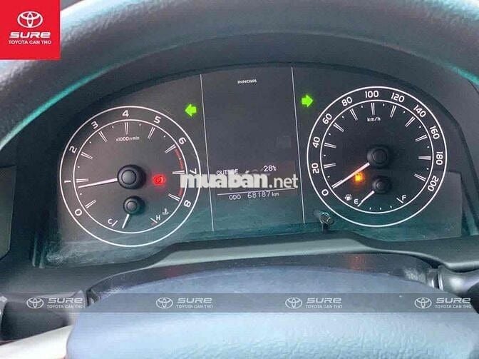 Toyota Innova 2020 2.0E - bảo hành Toyota