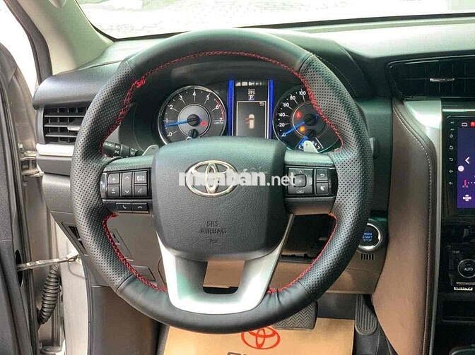 Toyota Fortuner 2017 2.7V 4x2 AT - bảo hành Toyota