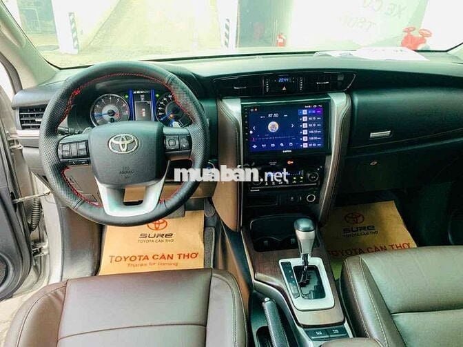Toyota Fortuner 2017 2.7V 4x2 AT - bảo hành Toyota