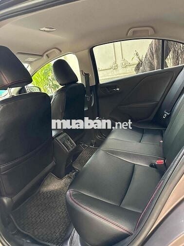 Honda City 2016 1.5 CVT - 10000 km