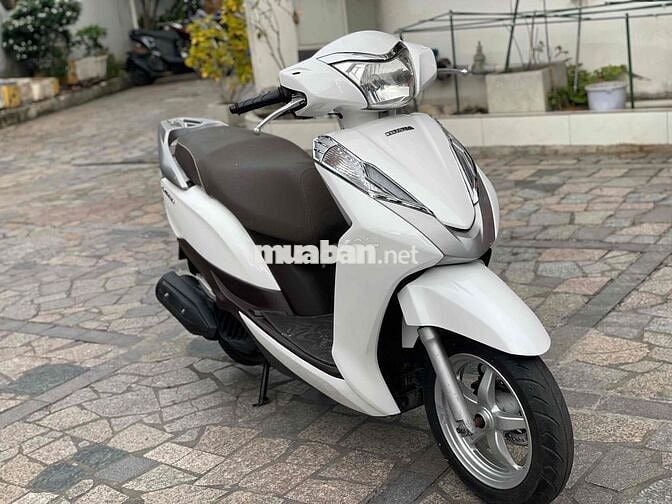 Lead 125 2013 ngay chủ trả trước 12tr9 nhận xe