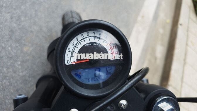GPX Legend 200 độ Tracker - Đăng ký 2019