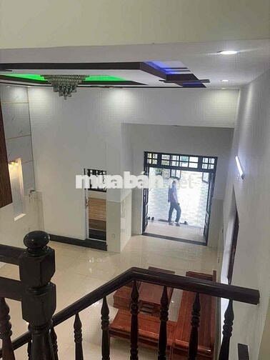 Nhà mặt tiền 150m2 ,3 phòng ngủ ,đường giáng đông ,cẩm lệ đà nẵng