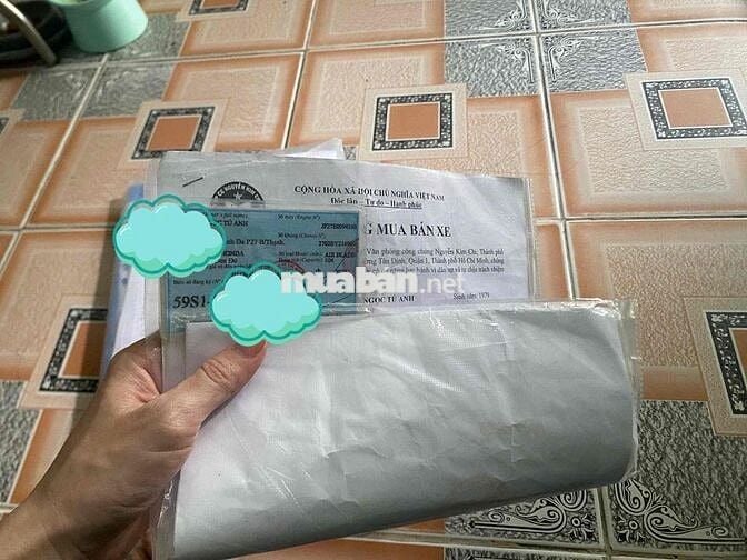 Đổi xe bán lại xe AB 2011 BSTP, nữ đi cẩn thận