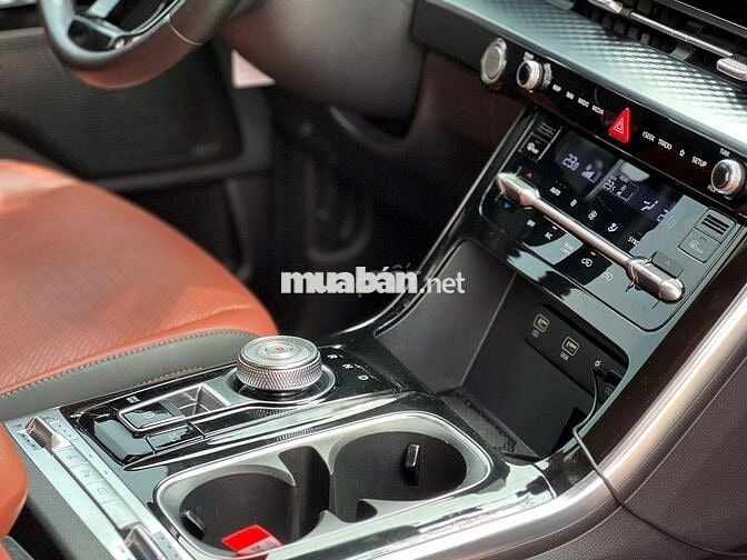 Kia Carnival 2023 Signature 2.2D - 69,000 km.