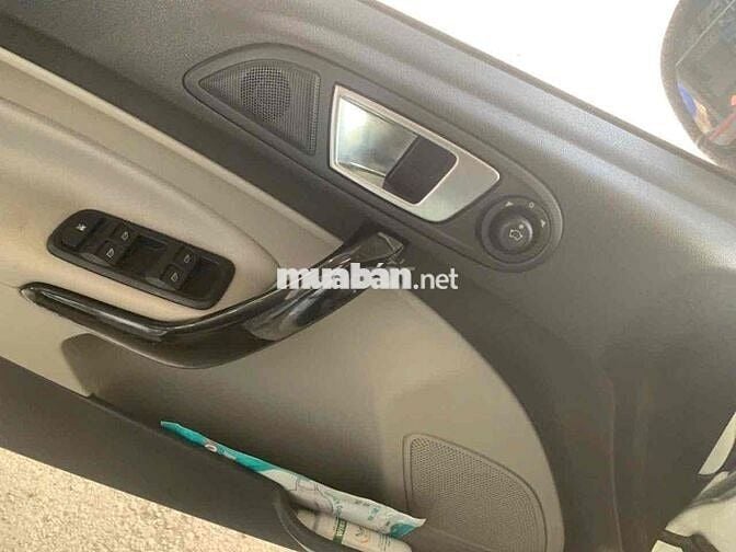 Ford Fiesta 2015 - 62000 km MỘT CHỦ SỬ DỤNG