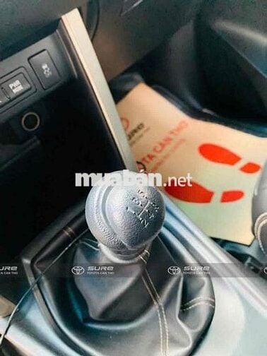 Toyota Innova 2020 2.0E - bảo hành Toyota