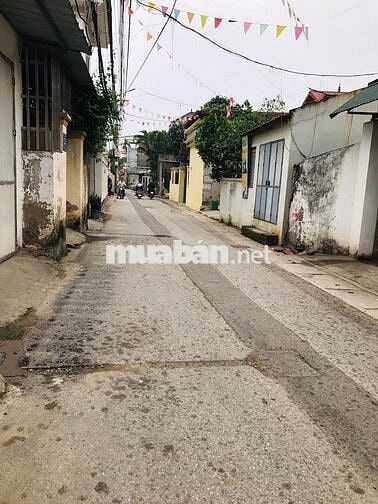 Bán gấp đất trục chính Khánh Vân  ô tô tránh ,kinh doanh  giá 10.2 .tỷ