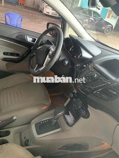 Ford Fiesta 2015 - 62000 km MỘT CHỦ SỬ DỤNG