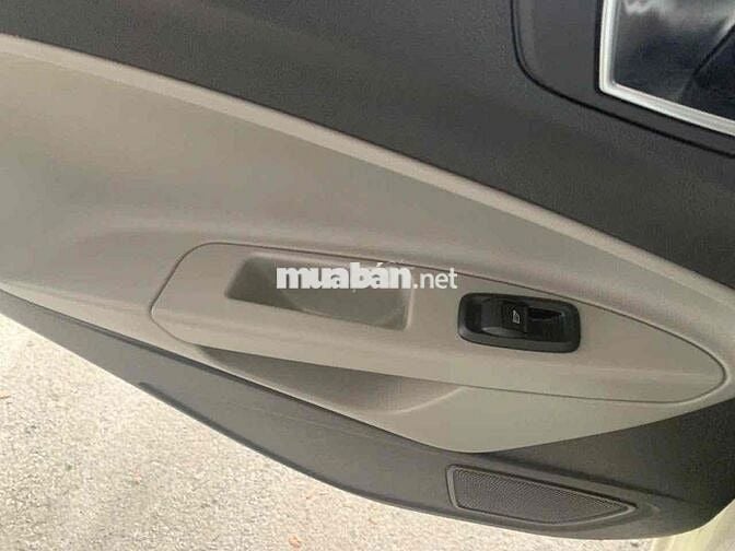 Ford Fiesta 2015 - 62000 km MỘT CHỦ SỬ DỤNG