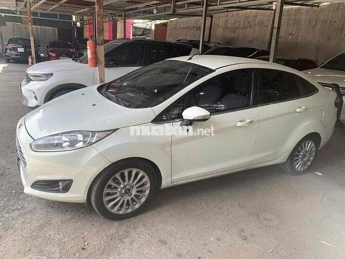 Ford Fiesta 2015 - 62000 km MỘT CHỦ SỬ DỤNG