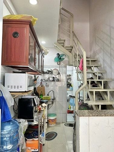 🔥3 TỶ- TT Q.10 - NGAY TRƯỜNG VIỆT ÚC- 3 TẦNG BTCT- NỞ HẬU TÀI LỘC.