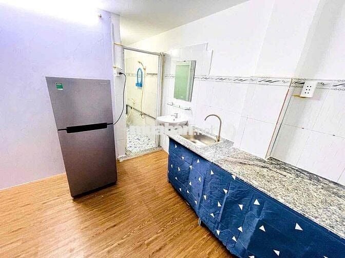 CÒN TRỐNG CĂN 1 PHÒNG FULL NỘI THẤT NGAY BẾN XE MIỀN TÂY