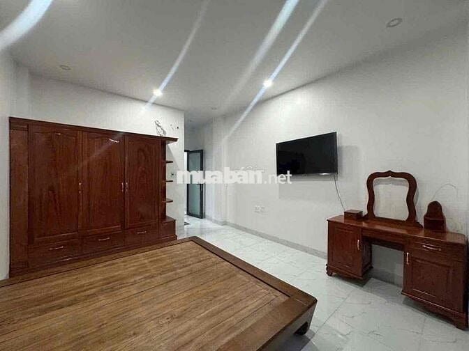 nhà gần VSIP1,kế đường 22/12, có nội thất ,đường 7m đậu ô tô ok