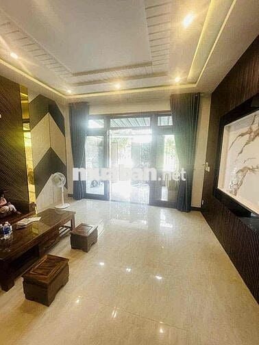 Nhà mặt tiền đường Mạc Đăng doanh Hoà Xuân