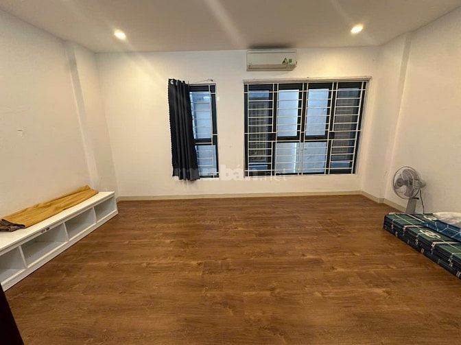 Chính chủ bán nhà 5 tầng Xuân Đỉnh 31m², full nội thất sổ đỏ 7,8 tỷ Chính chủ bán nhà 5 tầng Xuân Đỉnh 31m², full nội thất sổ đỏ 7,8 tỷ