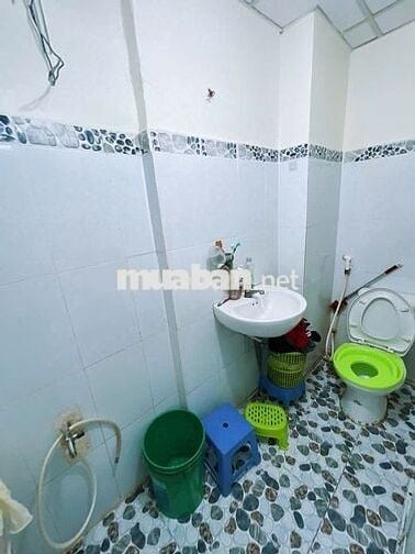 cho thuê Ehome4 tầng trệt , 40,3m2 ,nhà trống ,giá 4tr/1thang.
