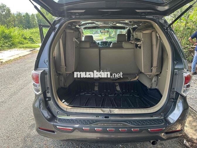 Toyota Fortuner 2015 2.7V 4x4 - 130 km