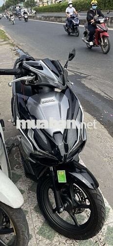 Cần đổi xe nên cần bán