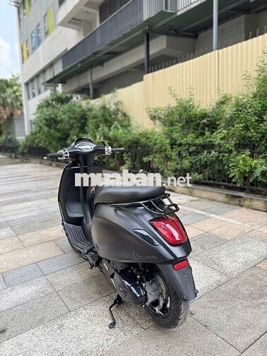 Vespa iget ABS bao hồ sơ