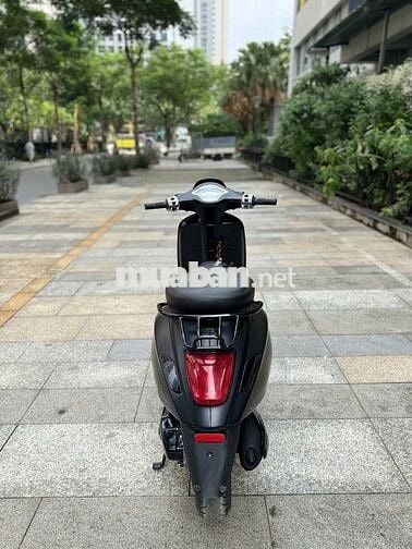 Vespa iget ABS bao hồ sơ