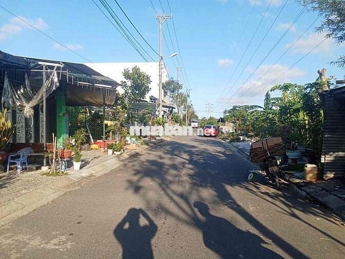 Đất nền giá rẻ Bến Xe Đức Long