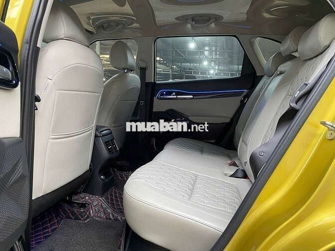 Kia Seltos 2021 Luxury 1.4 Turbo,màu vàng,48000 km