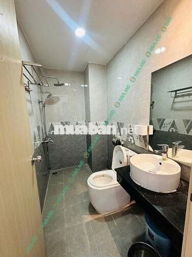 Studio mới 100%, 38m2, chỉ 7tr5, có dịch vụ dọn phòng, cửa sổ thoáng