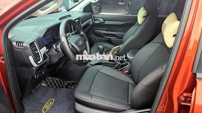 Ford Ranger 2023 XLS 4x2AT 4 vạn xịn, sơn zin 100%