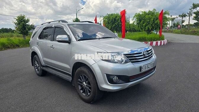 Fotuner 2013 2.7V đi 108000 km, 1 chủ sử dụng