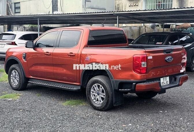 Ford Ranger 2023 XLS 4x2AT 4 vạn xịn, sơn zin 100%