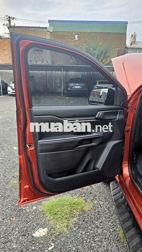 Ford Ranger 2023 XLS 4x2AT 4 vạn xịn, sơn zin 100%