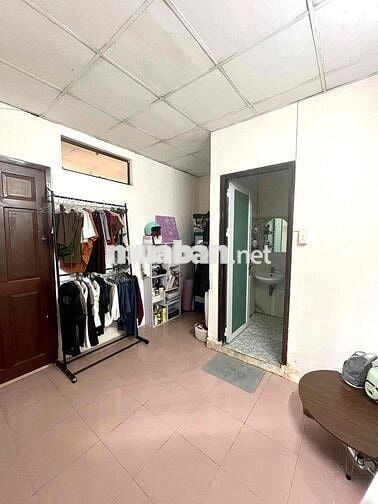 Tìm 1 nữ ở ghép Hàng Xanh, Bình Thạnh