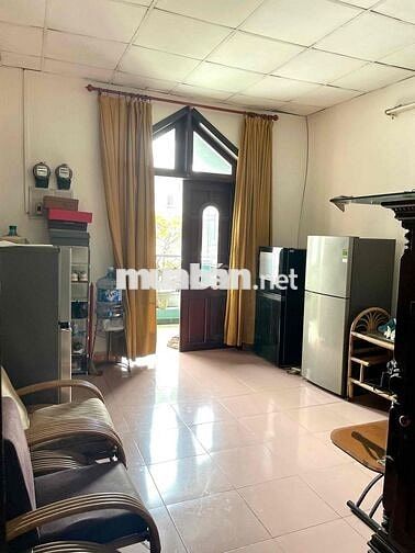 Tìm 1 nữ ở ghép Hàng Xanh, Bình Thạnh