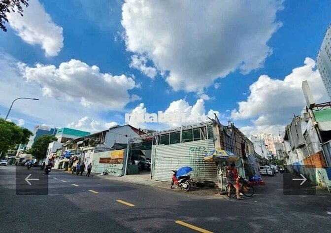 Bán đất 2 mặt tiền Trần đình xu