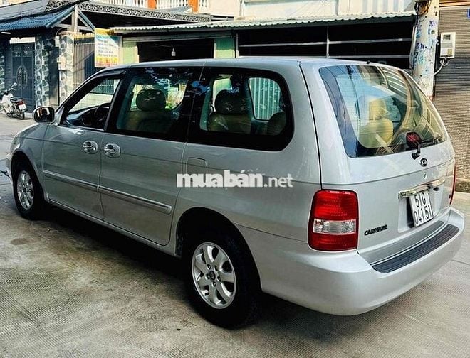 Kia Carnival 2006 GS 2.5 MT - 98000 km