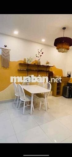 BÁN CĂN HỘ FULL NỘI THẤT ĐẸP, ĐÃ CÓ SỔ CHỈ 2,7TỶ, ĐI Q.1 CHỈ 10 PHÚT