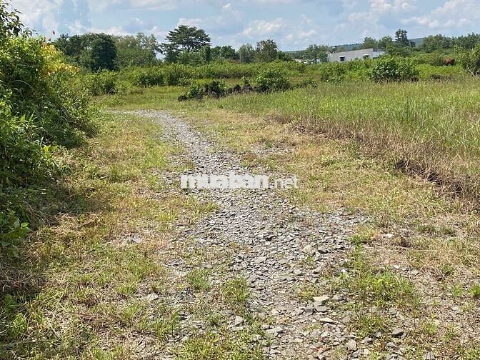 CHỈ 670 TRIỆU SỞ HỮU NGAY LÔ ĐẤT 1200M2 CÓ SẴN 100M2 THƠ CƯ,GIÁ ĐÂU TƯ