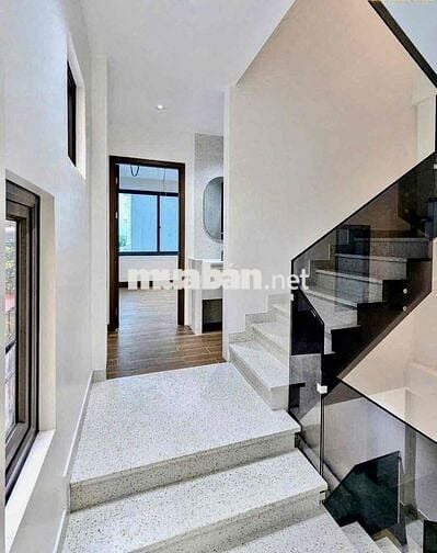 BÁN NHÀ HOÀNG MAI - XÂY MỚI - Ô TÔ ĐỖ CỬA - 40m2 - 5T - HƠN 8 TỶ