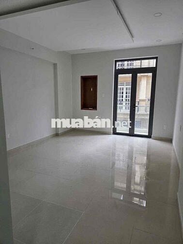 HXH 8m Nguyễn Hồng Đào – 5 tầng, 4x25m, 21 Triệu / Tháng
