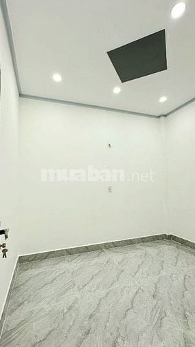 Bán nhà 2 tầng, 2 phòng ngủ Sổ hồng riêng đường Nguyễn Thị Huê