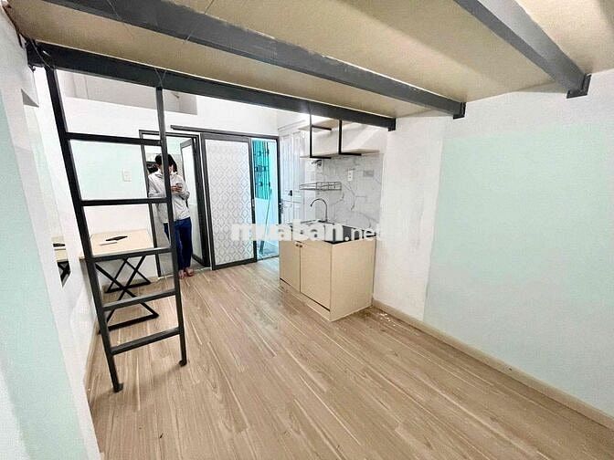 DUPLEX CỰC RỘNG CÓ CẢ BAN CÔNG RIÊNG NGAY TRUNG TÂM TÂN BÌNH