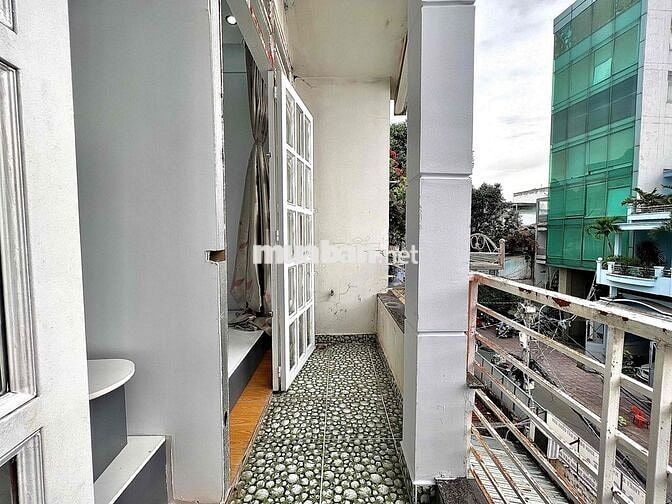 ⚜️2PN Ban Công Full Nội Thất Chưa Qua Sử Dụng Gần Chợ Bà Chiểu