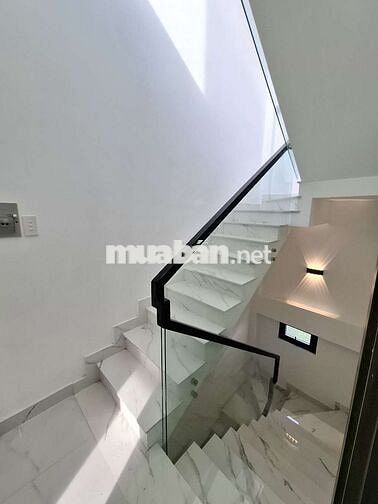 Quá VIP nhà 4Tầng mới hoàn thiện đẹp không tì vết, Hương Lộ2, Bình Tân