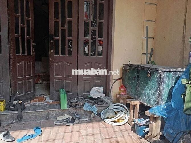 Bán đất tặng nhà 3 tầng, phố Ngọc Trì- Thạch Bàn, ô tô vào nhà,