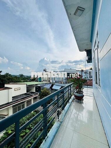 Nhà mê kiên cố hẻm nguyễn công trứ