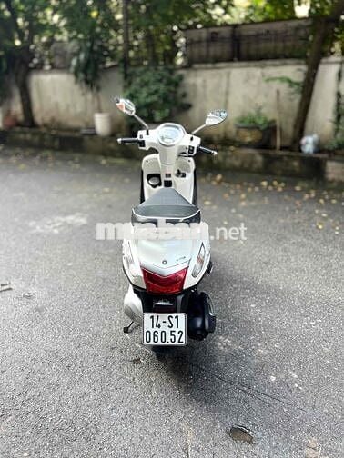 Xe Máy Anh Thao Grande 125cc màu trắng