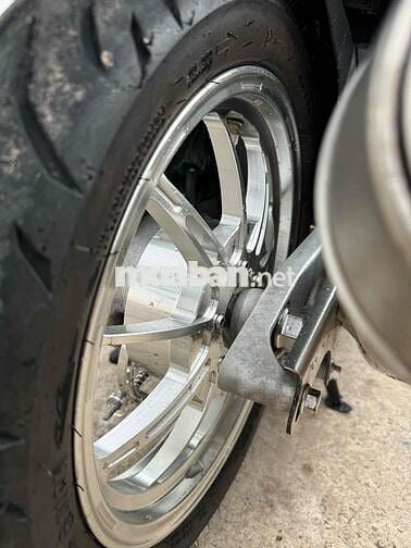 siêu phẩm đồ chơi gần 50 củ chưa tính xe