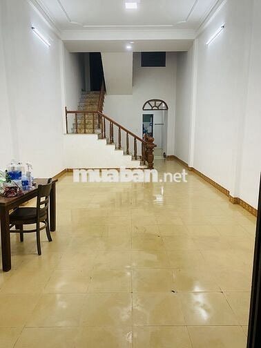 Cho thuê nhà nguyên căn mặt tiền Ngô Quyền ngay cầu Sông Hàn