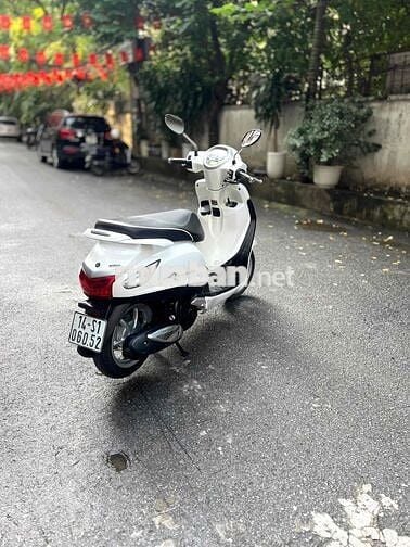 Xe Máy Anh Thao Grande 125cc màu trắng